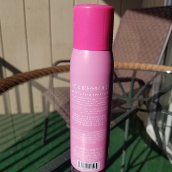Morphe X Jeffree star setting spray - Picture 3 of 3